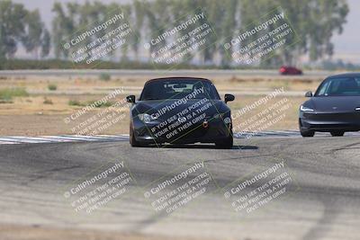 media/Sep-20-2025-Extreme Speed (Sat) [[1fcc23683c]]/Orange (Mid Intermediate)/Session 2 (Sunrise)/